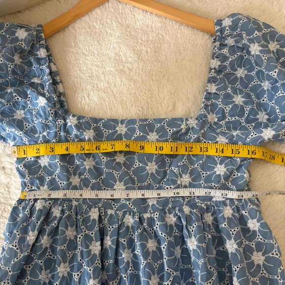 Lulus Fit to Frolic Blue Eyelet Lace Puff Sleeve Babydoll Dress size Large Beach - Picture 6 of 9